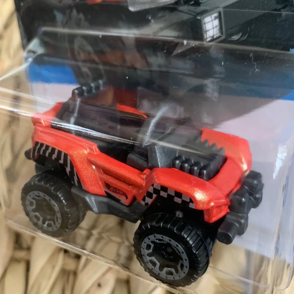 Power Wheels Dune Buggy Racer HotWheels Hot PowerWheels Race Car New 2025